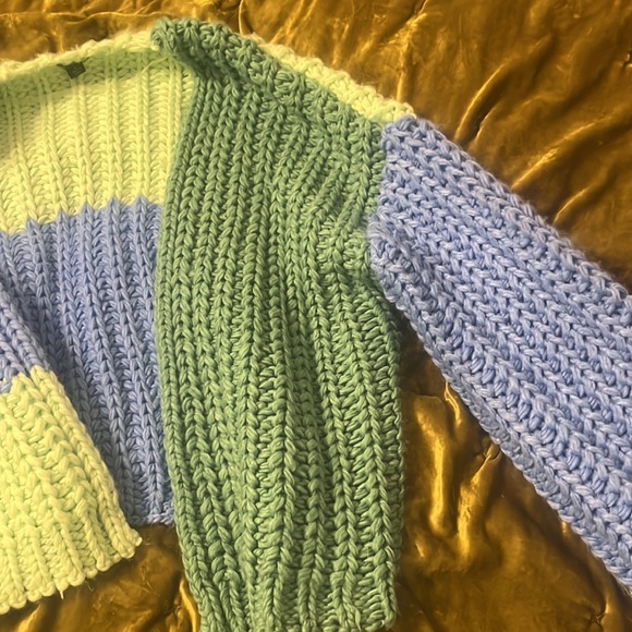 Large color block cardi. Worn once. - Picture 3 of 3